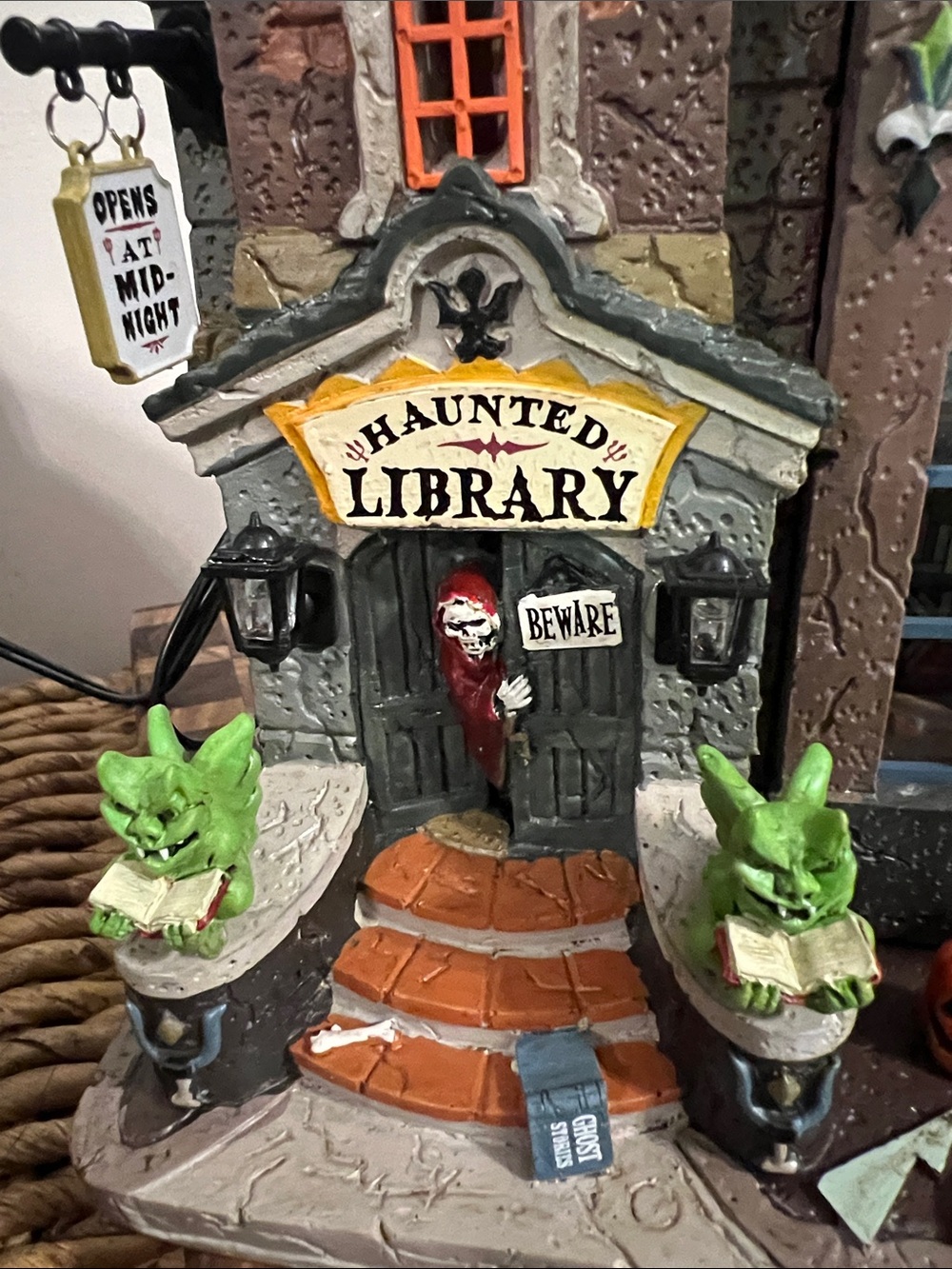 Lemax spooky town Halloween haunted library books bookish house display - Picture 4 of 11